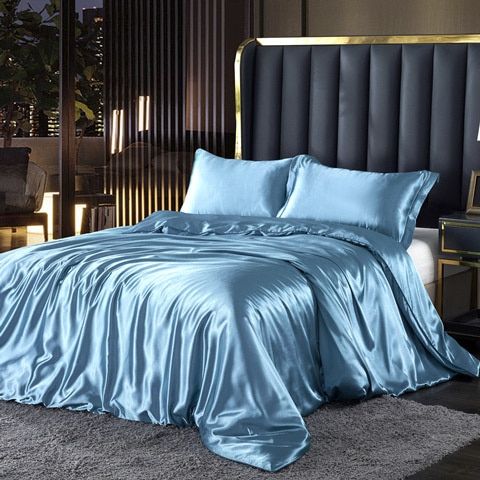 4-Piece Silk Bedding Set Soft Satin Duvet Cover, Fitted Sheet & Pillowcase Set