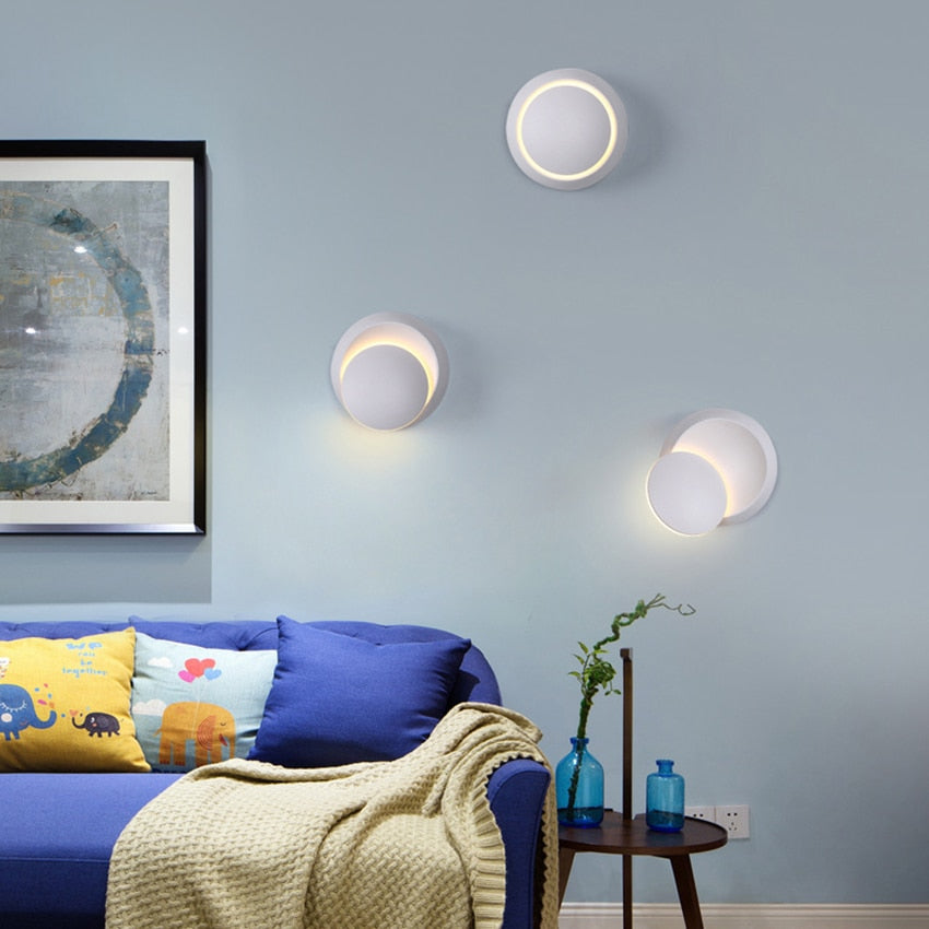 Dimmable Adjustable LED Wall Light with Directional Head