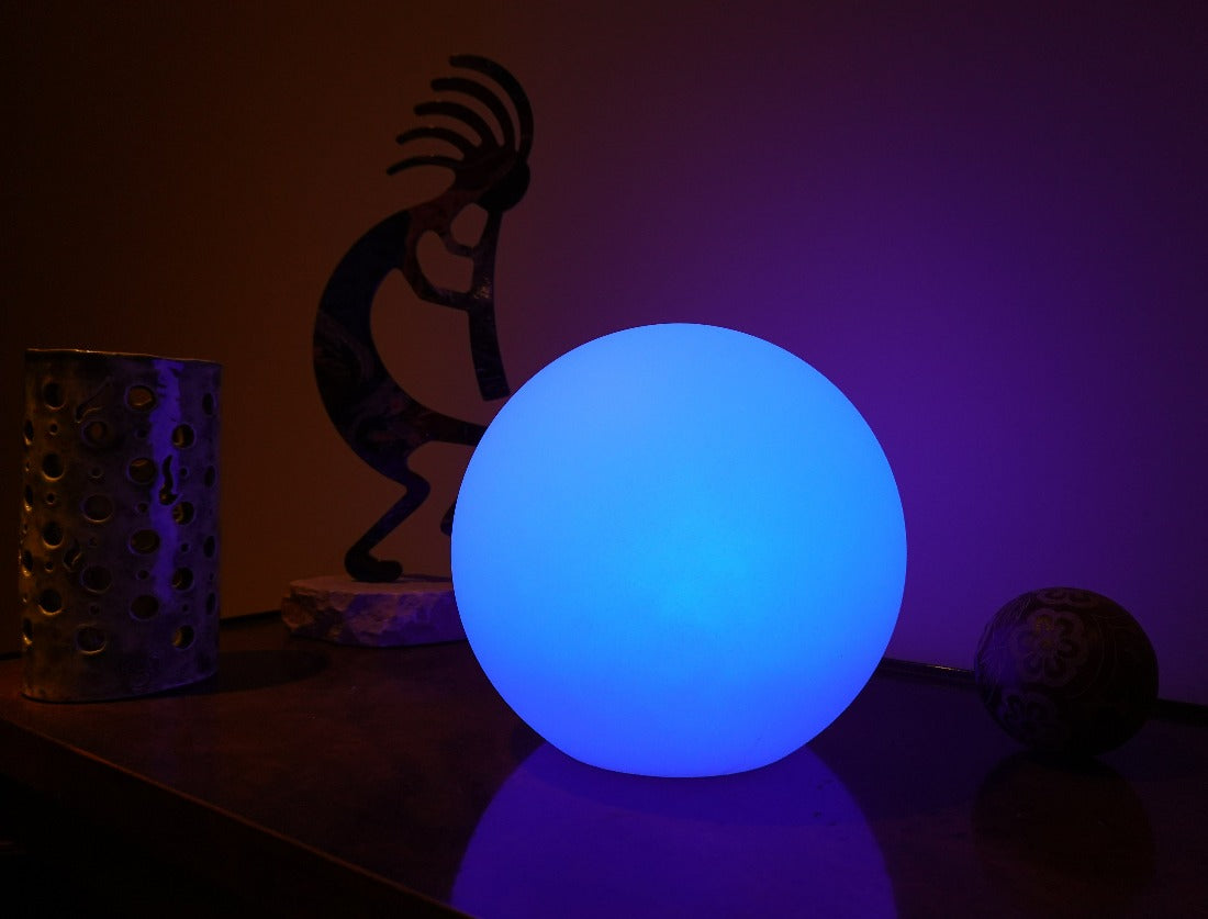 Rechargeable Remote Control Table Lamp with Wireless Design and 8-Hour Battery Life