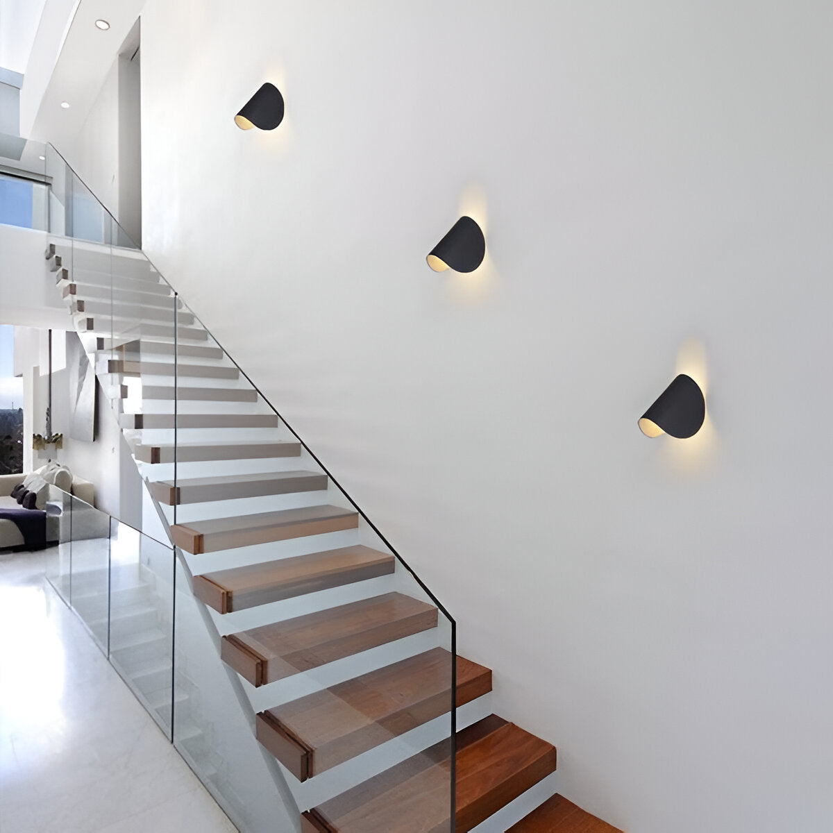 Rotatable Metal Wall Light with Geometric Design