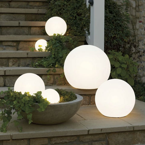 Solar LED Garden Globe Light