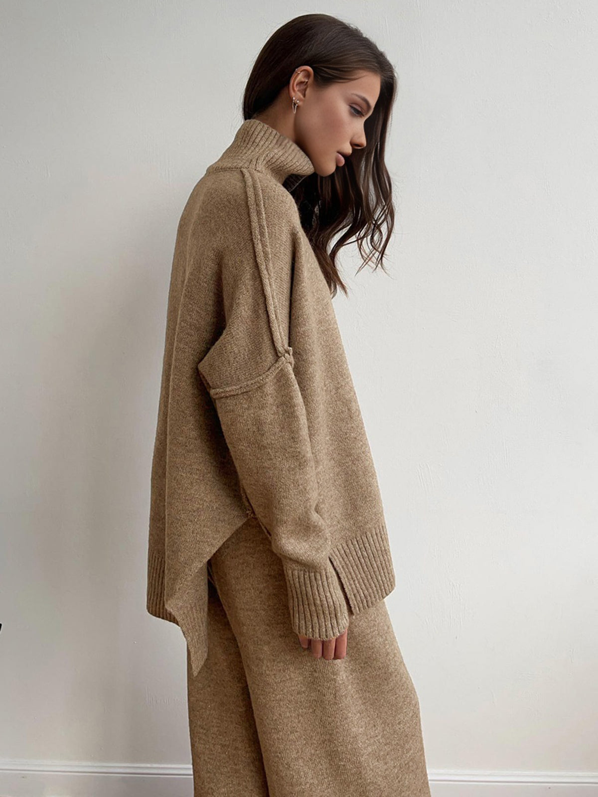 Women’s Turtleneck Knit Pants Set