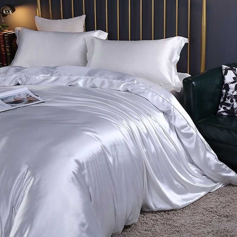 4-Piece Silk Bedding Set Soft Satin Duvet Cover, Fitted Sheet & Pillowcase Set