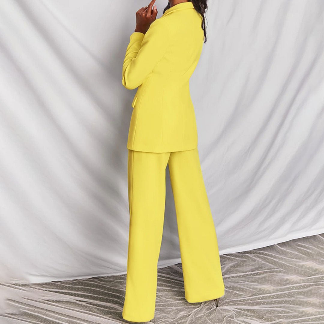 Chic Women's Blazer Trouser Set