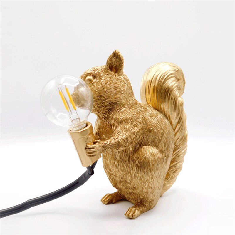 Squirrel-Inspired LED Table Lamp with Warm Light