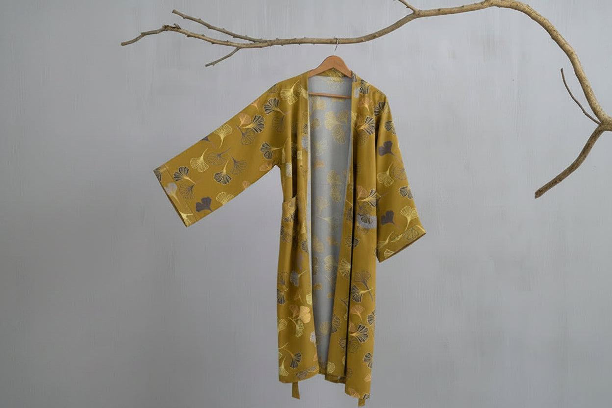 Ginkgo Biloba Leaf Pattern Bathrobe