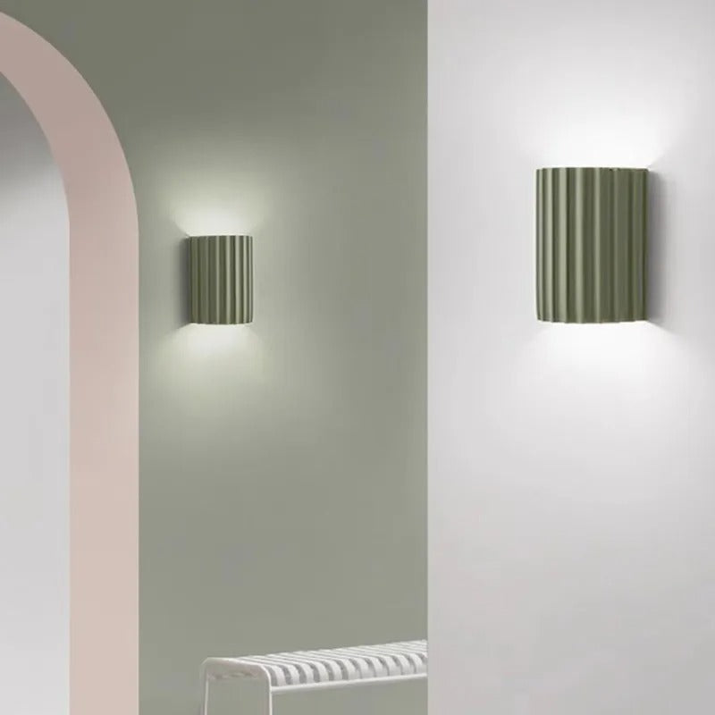 Grooved Up-Down LED Wall Light with Minimalist Design