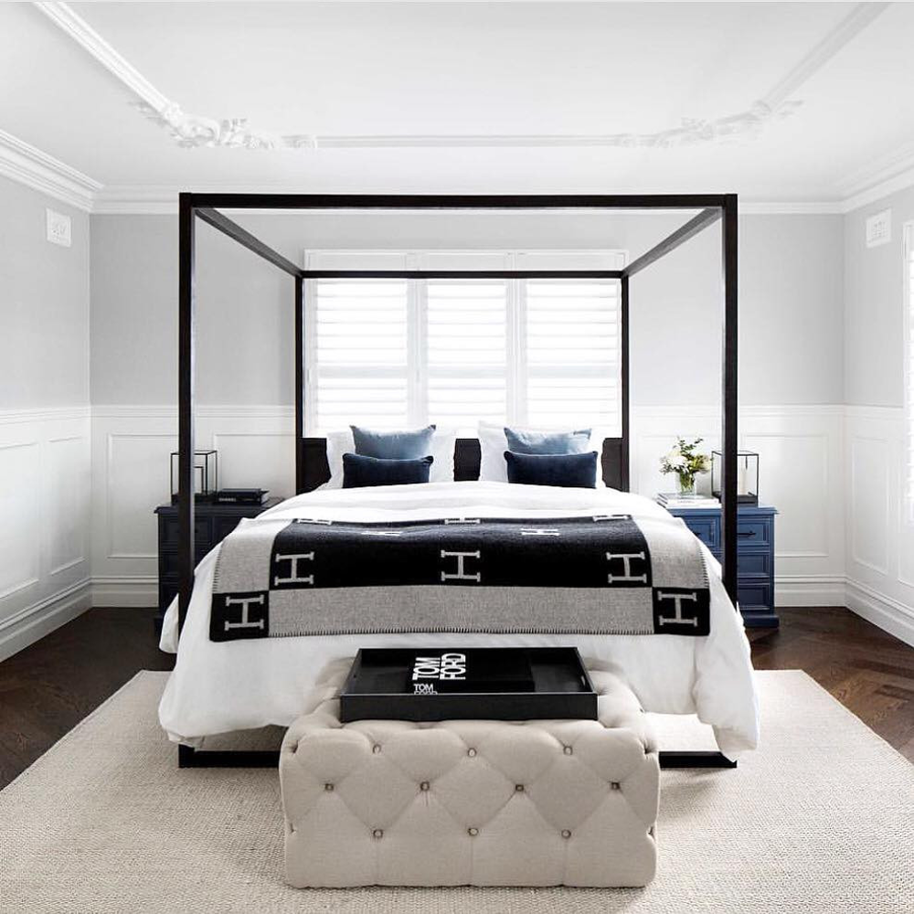 Luxury Wool Cashmere Blanket with Soft Warm Fabric and Elegant Home Design