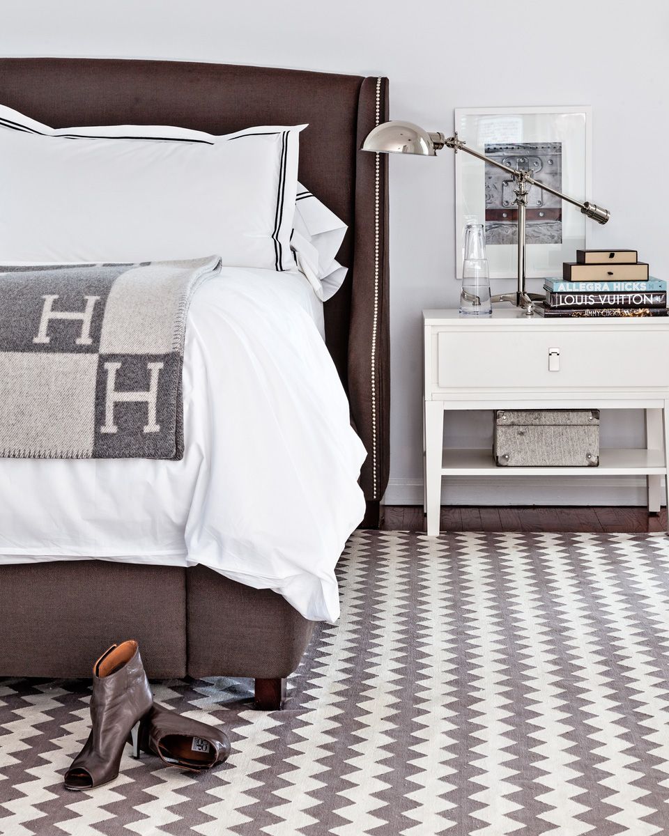 Luxury Wool Cashmere Blanket with Soft Warm Fabric and Elegant Home Design