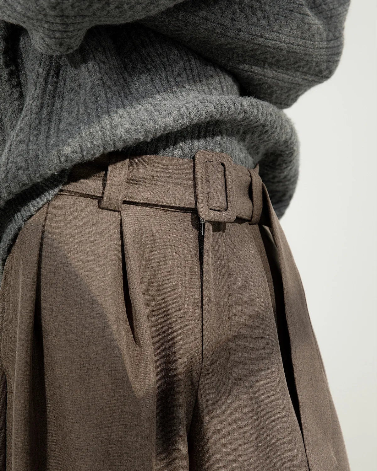 Men’s Pleated Wide-Leg Pants