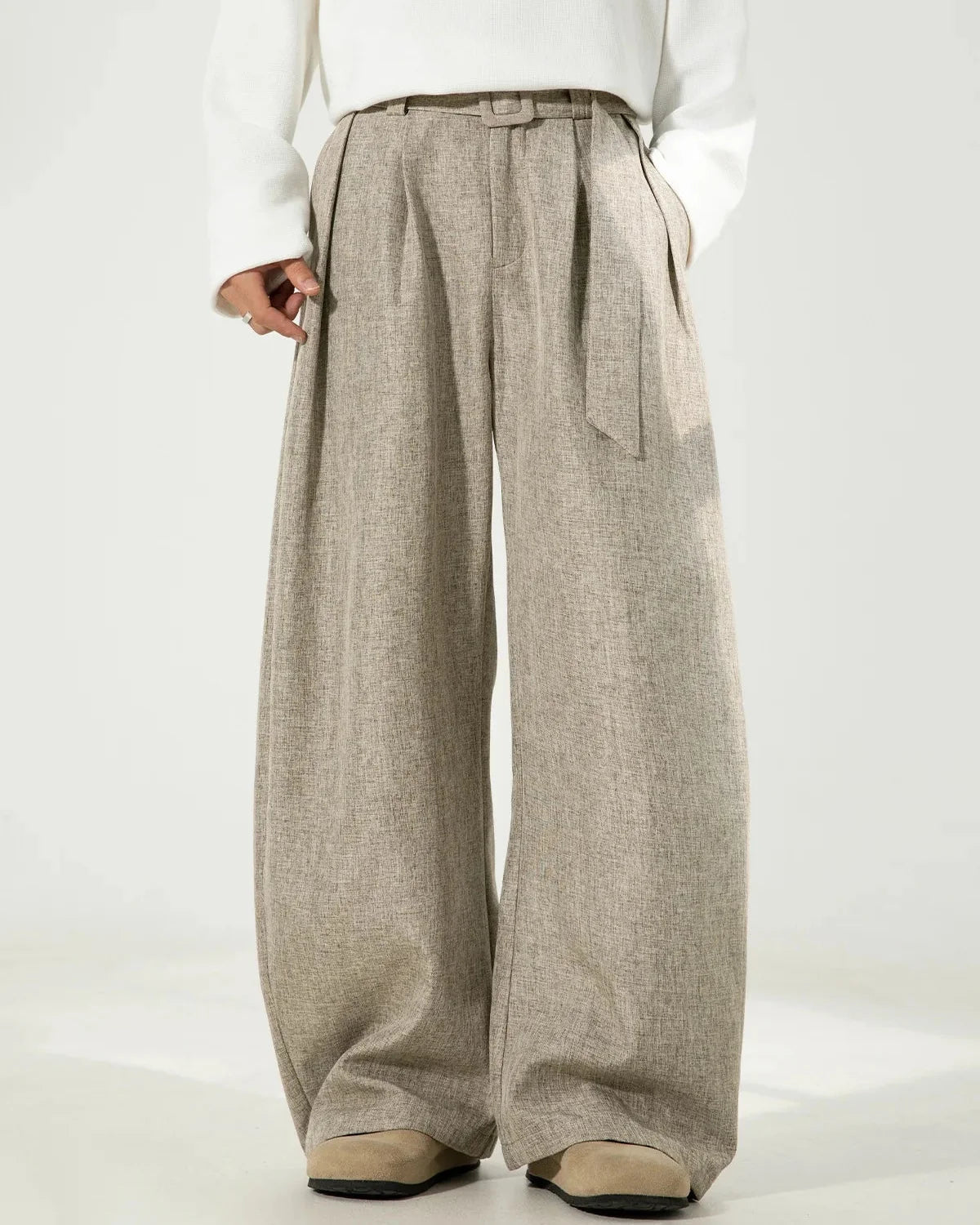 Men’s Pleated Wide-Leg Pants