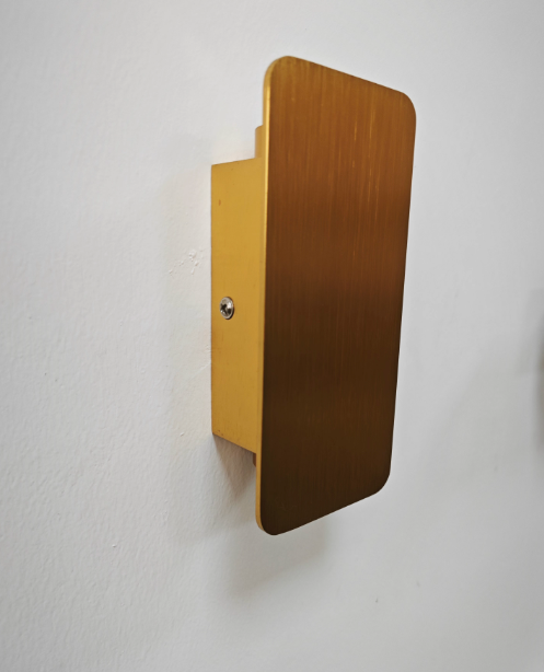 Minimalist LED Wall Light Energy-Efficient Modern Aluminum Wall Lamp