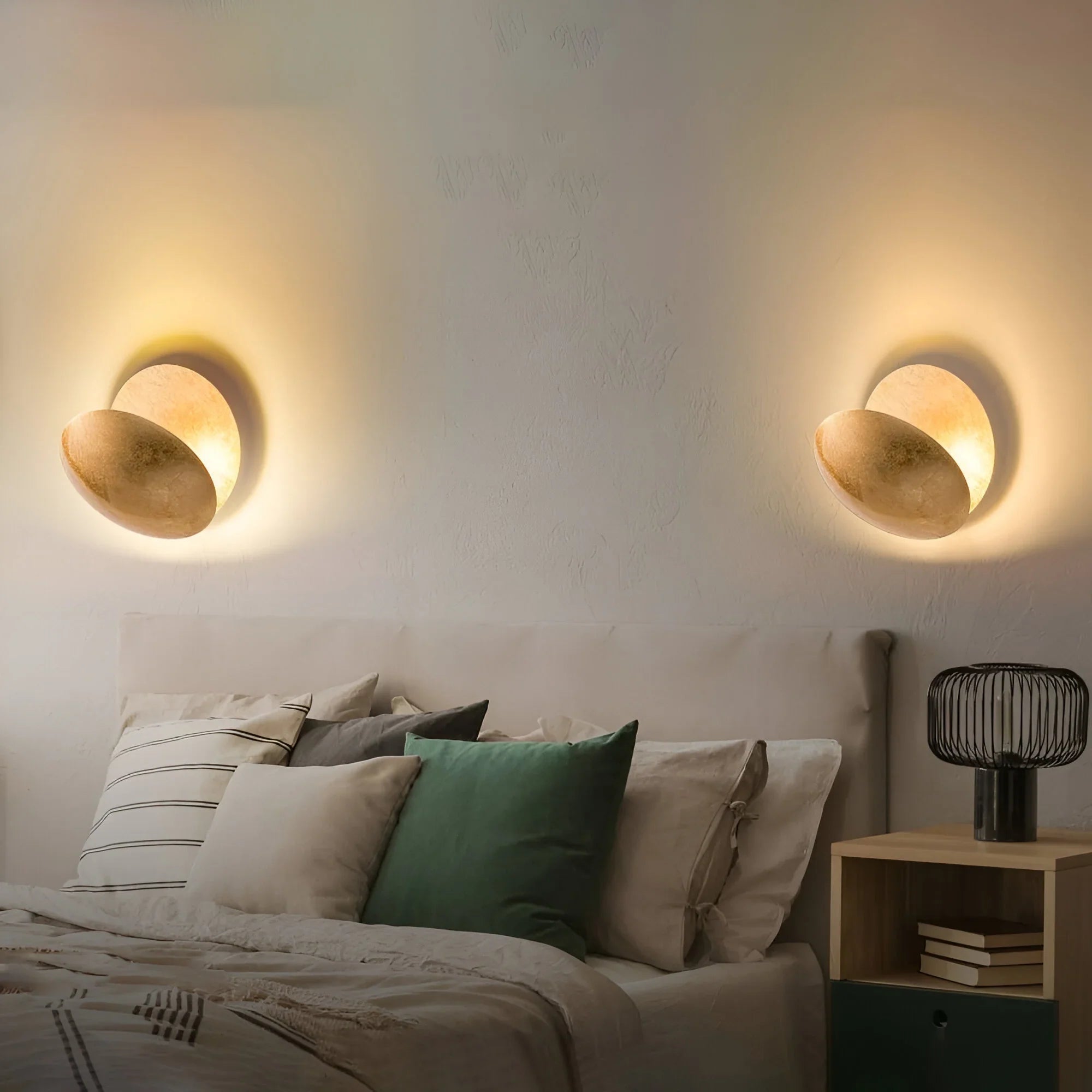 Minimalist Moon LED Wall Light for Hallways, Bedrooms and Entrances