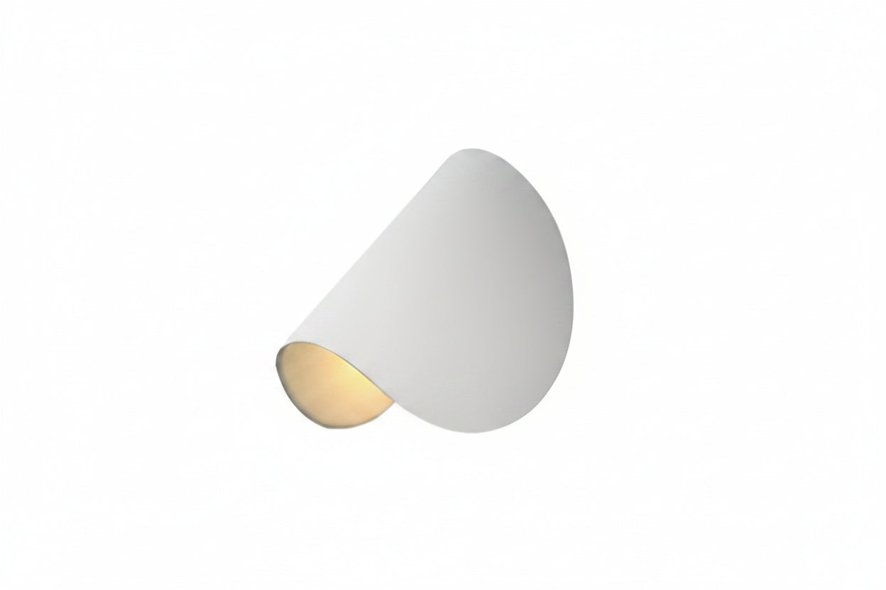 Rotatable Metal Wall Light with Geometric Design