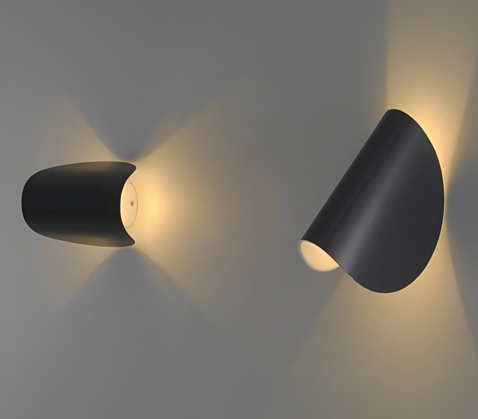 Rotatable Metal Wall Light with Geometric Design