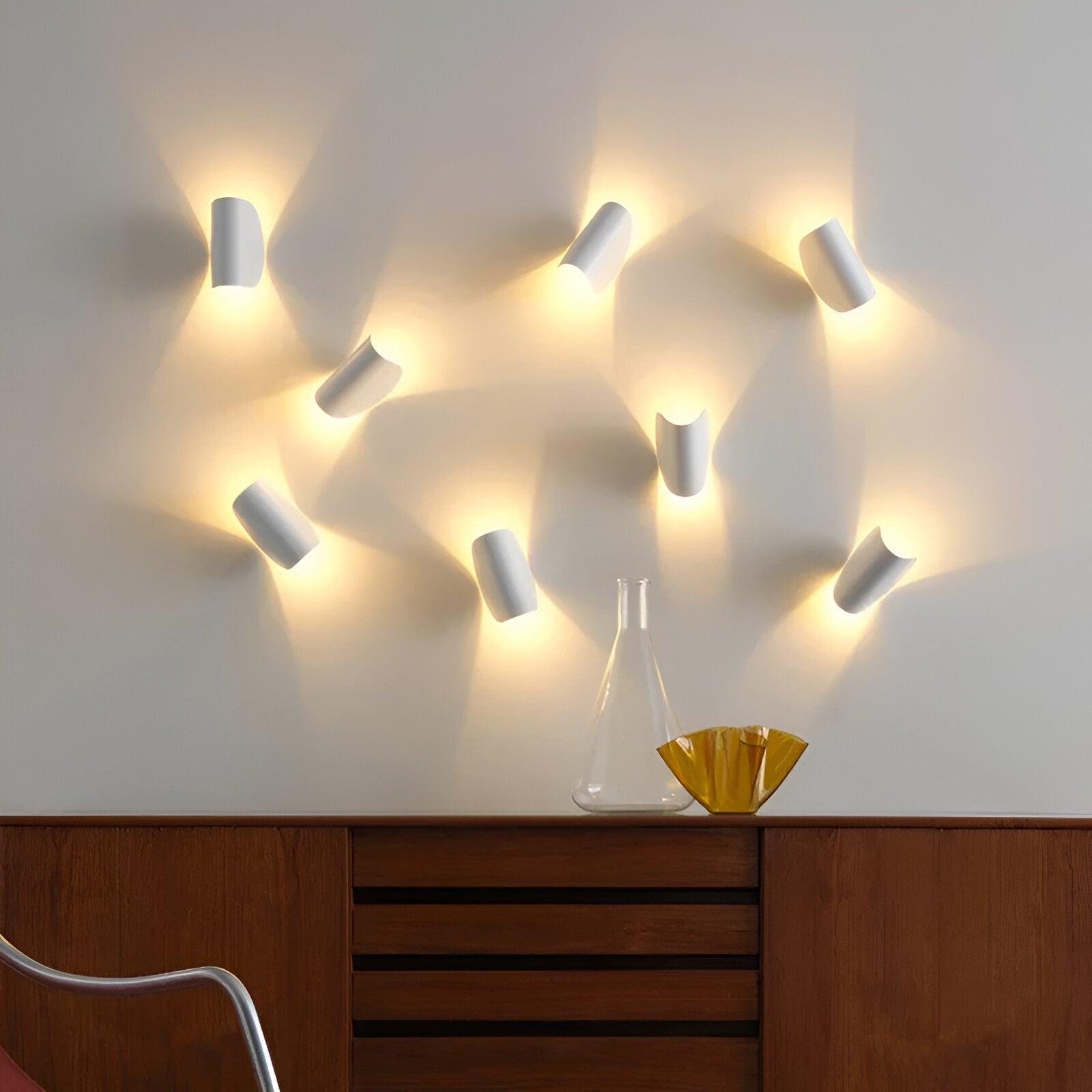 Rotatable Metal Wall Light with Geometric Design