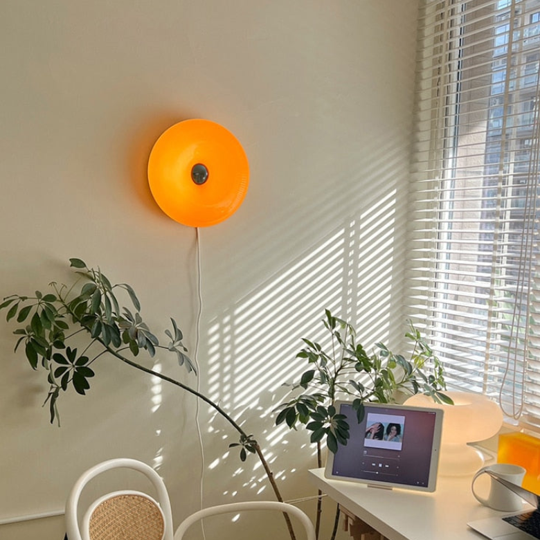 Round Glass Dimmable LED Wall Light with Touch Control