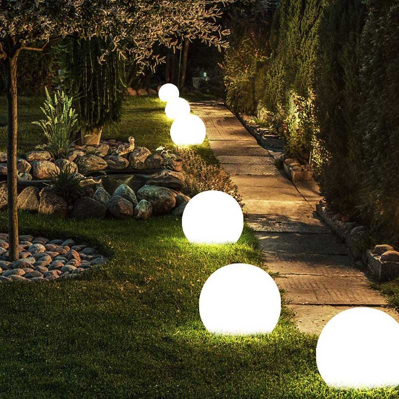 Solar LED Garden Globe Light