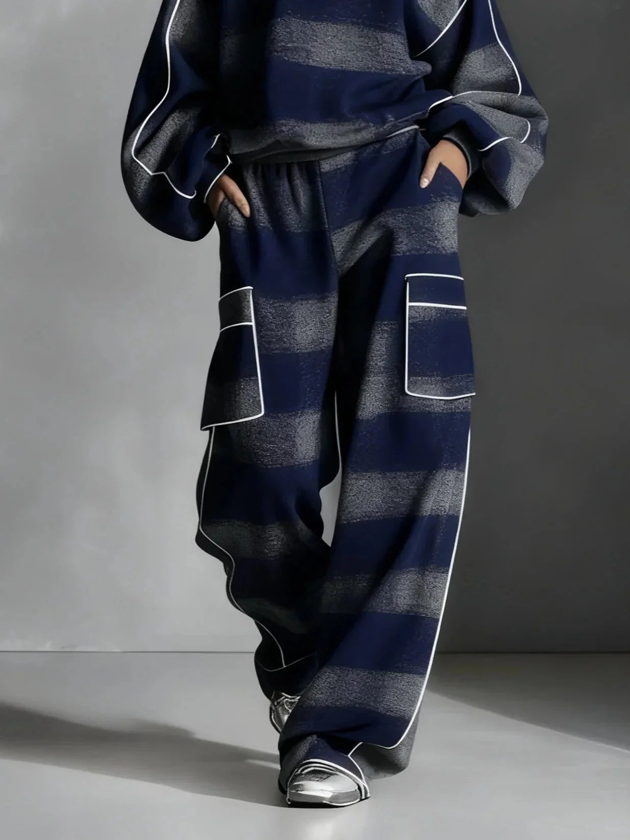 Women’s Oversized Check Two-Piece Lounge Set
