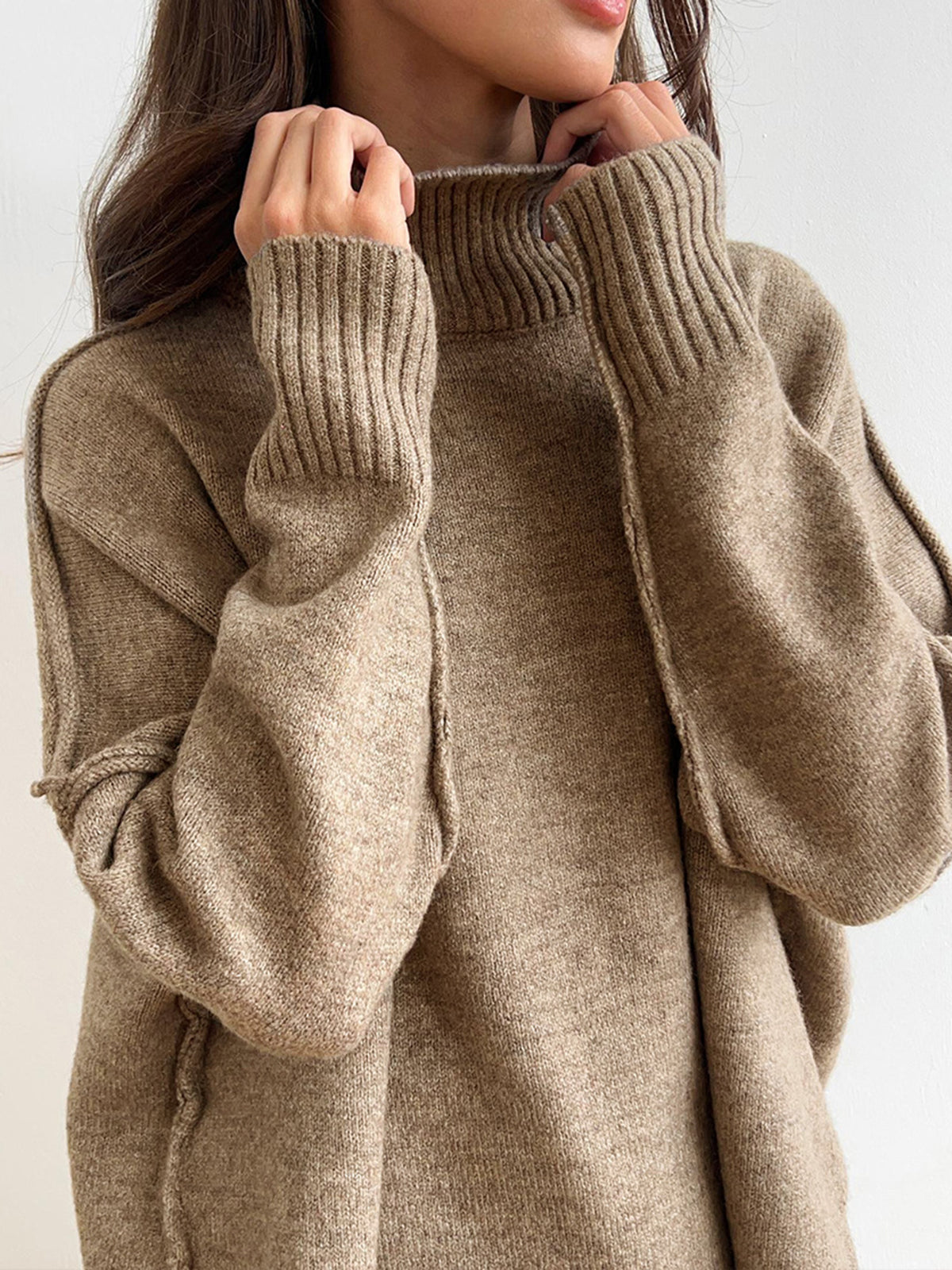 Women’s Turtleneck Knit Pants Set